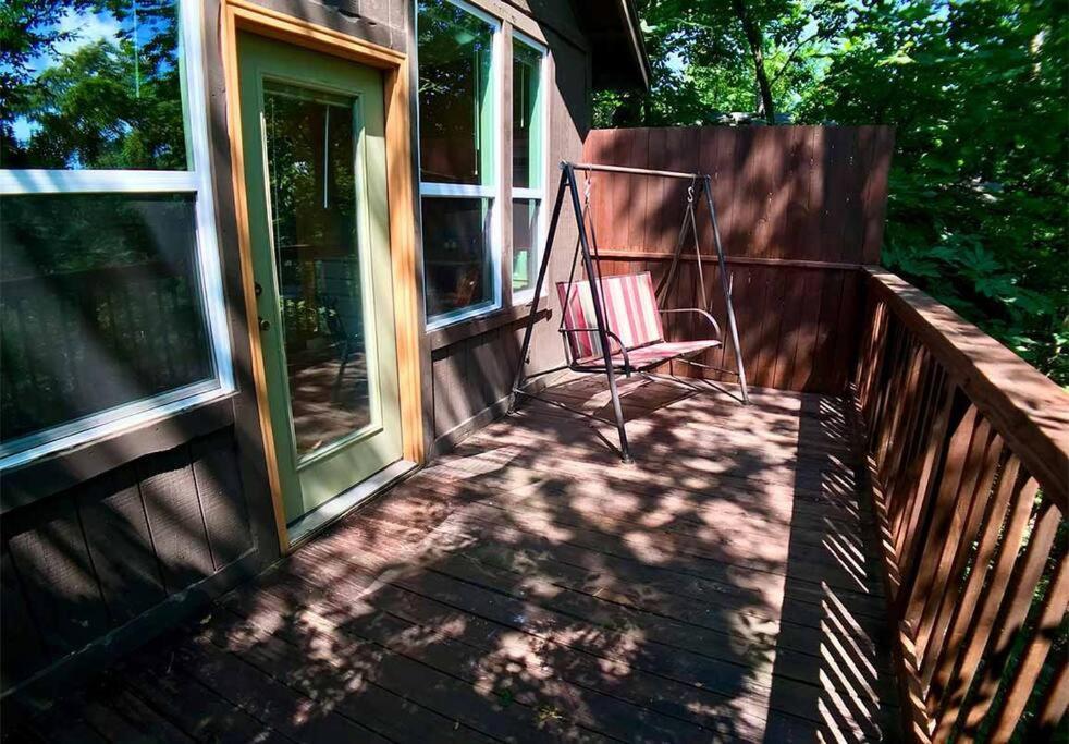Chateau Treehouse #11 @ Oak Crest Cottages And Treehouses Eureka Springs Zewnętrze zdjęcie